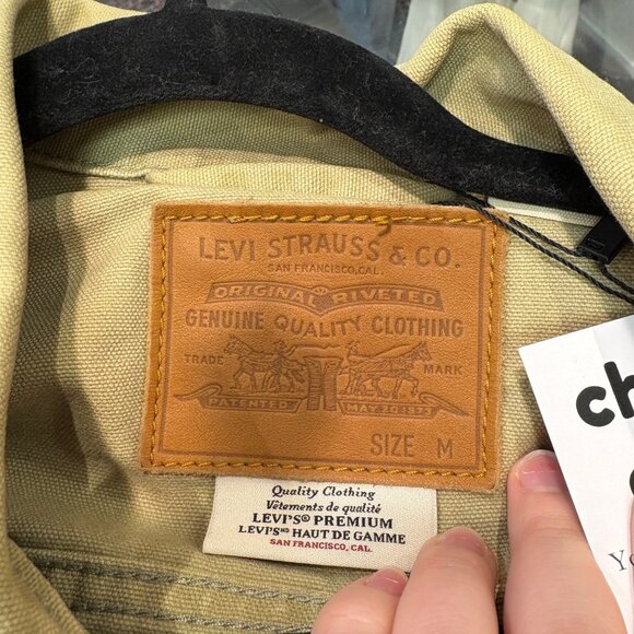 M - Levi’s Premium Green Denim Jacket - Picture 3 of 3